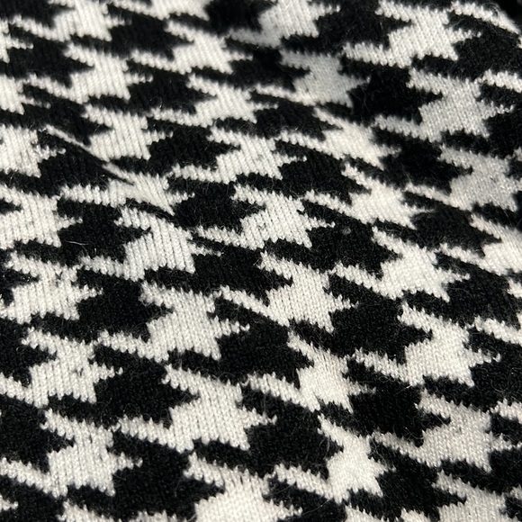 Houndstooth shacket - Picture 3 of 3
